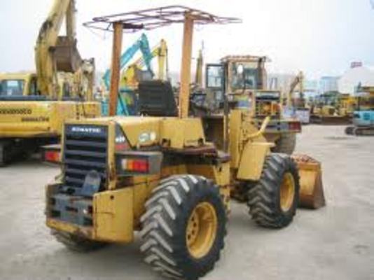 KOMATSU W 70 filtry